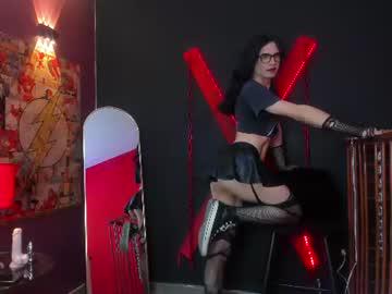 Watch calopezreall performing live on BoomCams free cam network