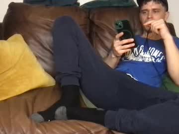 Watch camdoattitude performing live on BoomCams free cam network