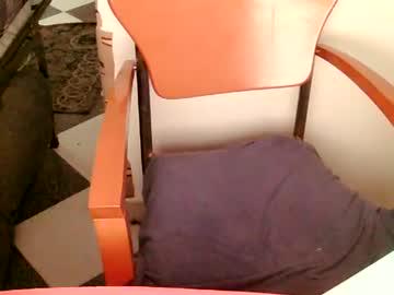 Watch camilopolla22 performing live on BoomCams free cam network