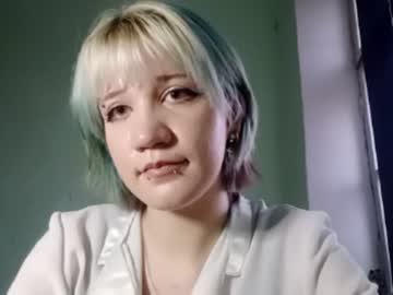 Watch candiswirtanen performing live on BoomCams free cam network