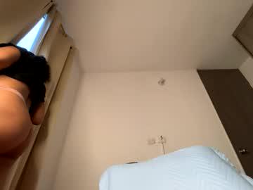 Watch carlymonroee_ performing live on BoomCams free cam network