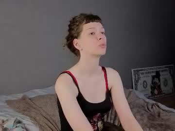 Watch carmenn_taylor performing live on BoomCams free cam network