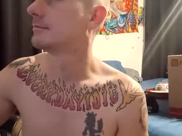 Watch carolinajuggalo17 performing live on BoomCams free cam network