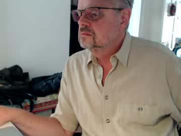 Watch caspierre performing live on BoomCams free cam network