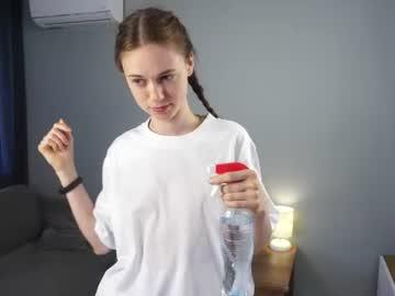Watch cassiehorridge performing live on BoomCams free cam network