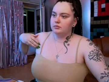 Watch catherineclaire performing live on BoomCams free cam network