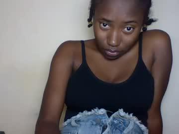 Watch cathia_bella performing live on BoomCams free cam network