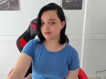 Watch catrine_cute performing live on BoomCams free cam network