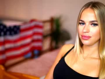 Watch celeste_www performing live on BoomCams free cam network