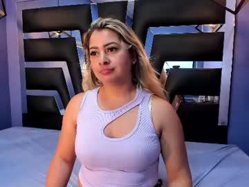 Watch celestefoxx01 performing live on BoomCams free cam network