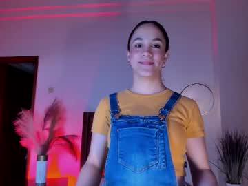 Watch celestequeenn_ performing live on BoomCams free cam network