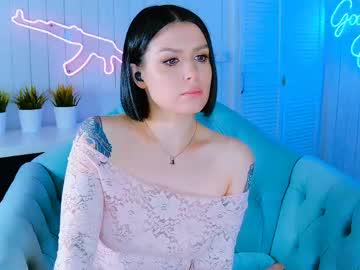 Watch chaturkaterina performing live on BoomCams free cam network