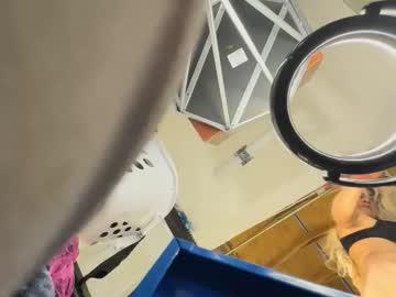 Watch chavezechavez4207 performing live on BoomCams free cam network
