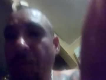 Watch chi579822 performing live on BoomCams free cam network