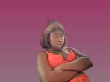 Watch chocolatebunnycakez performing live on BoomCams free cam network