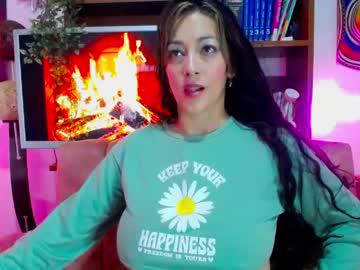 Watch ciaraasweet performing live on BoomCams free cam network