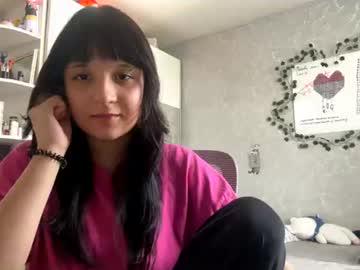Watch clemenciawuerz performing live on BoomCams free cam network