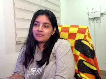 Watch cloe_small08 performing live on BoomCams free cam network