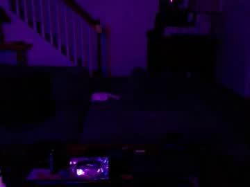 clt_gent live performer - Hommes Feet American Mature cams background overlay