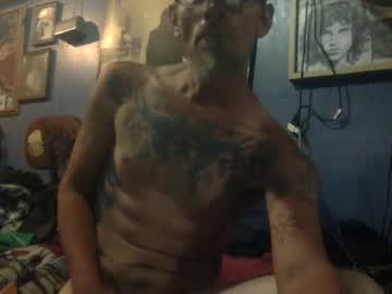 Watch contresceri performing live on BoomCams free cam network