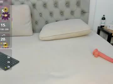 Watch coonie_paige performing live on BoomCams free cam network