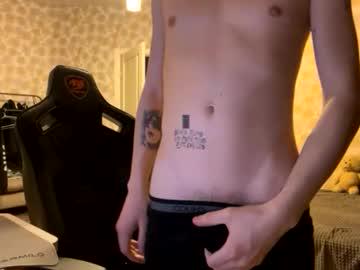 Watch crazyskinnyyy performing live on BoomCams free cam network
