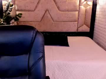 Watch crimson_tati performing live on BoomCams free cam network