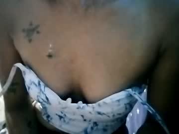 Watch crystalkaylo performing live on BoomCams free cam network