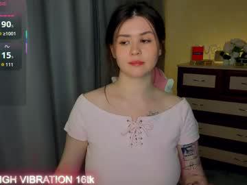 Watch cutie_mili performing live on BoomCams free cam network