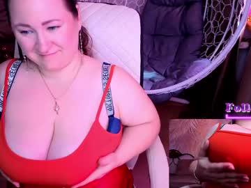 Watch cutieeeandlove performing live on BoomCams free cam network