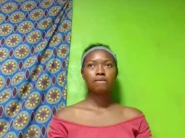 Watch cynthia233365 performing live on BoomCams free cam network