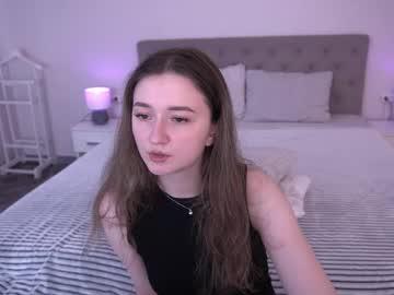 Watch cyrenaluxe performing live on BoomCams free cam network