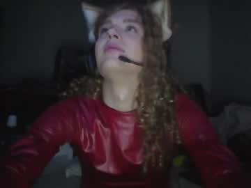 Watch d3ofol performing live on BoomCams free cam network
