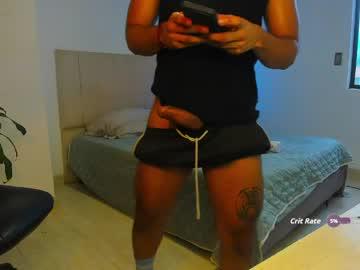 Watch daarkomalfoy performing live on BoomCams free cam network