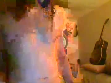 Watch dafyfox performing live on BoomCams free cam network