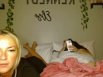 Watch daisyparkerxo performing live on BoomCams free cam network