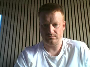 Watch damoukginger performing live on BoomCams free cam network