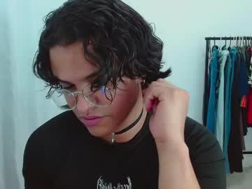 Watch dan_blous performing live on BoomCams free cam network