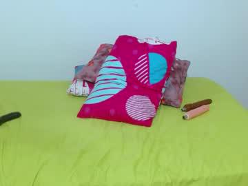 Watch daniela_pra performing live on BoomCams free cam network