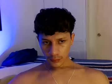 Watch daniels_cruz performing live on BoomCams free cam network