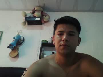 Watch dann_latin performing live on BoomCams free cam network