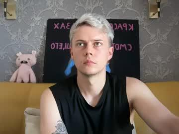 Watch danny_love01 performing live on BoomCams free cam network