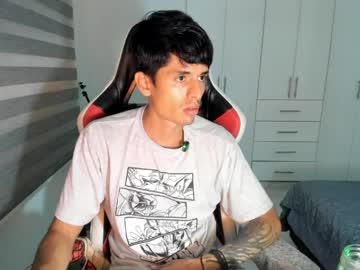 Watch dantedecentralized performing live on BoomCams free cam network