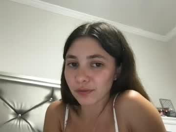 Watch danycarterr performing live on BoomCams free cam network