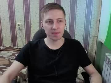 Watch darienlarge performing live on BoomCams free cam network