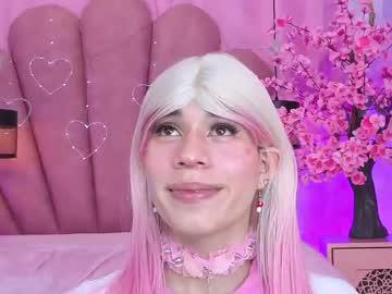 Watch daripqueen performing live on BoomCams free cam network