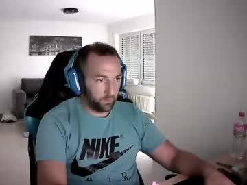 Watch daviid420 performing live on BoomCams free cam network