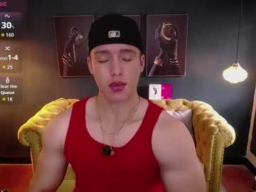 Watch deivid_parker performing live on BoomCams free cam network