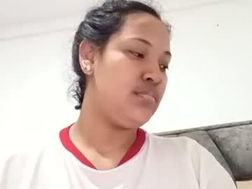 Watch delicious_sarah07 performing live on BoomCams free cam network