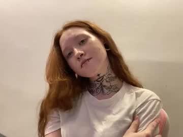 Watch dellastraley performing live on BoomCams free cam network